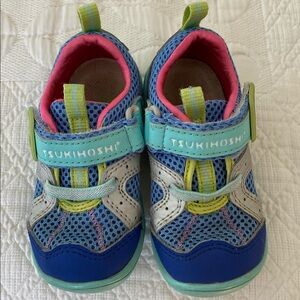 Tsukihoshi and 4 more included in lot toddler summer/water shoes. Sizes 4-5-6!